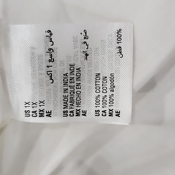And now this white 100% cotton button down, size 1X - Picture 4 of 7